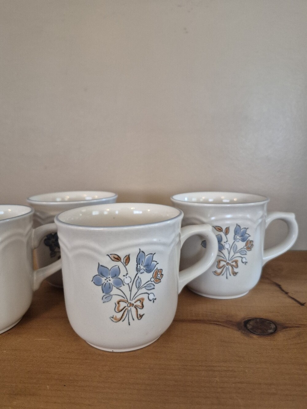 Classic Floral Stoneware Mug - Blue & Cream